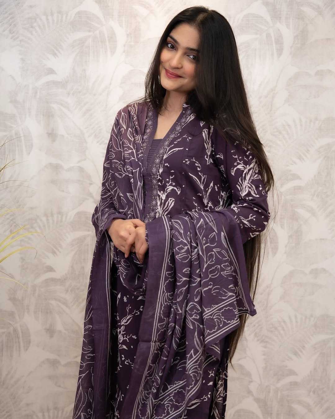 Wine Purple Floral Printed Kurti Pant Dupatta Set - Image 3