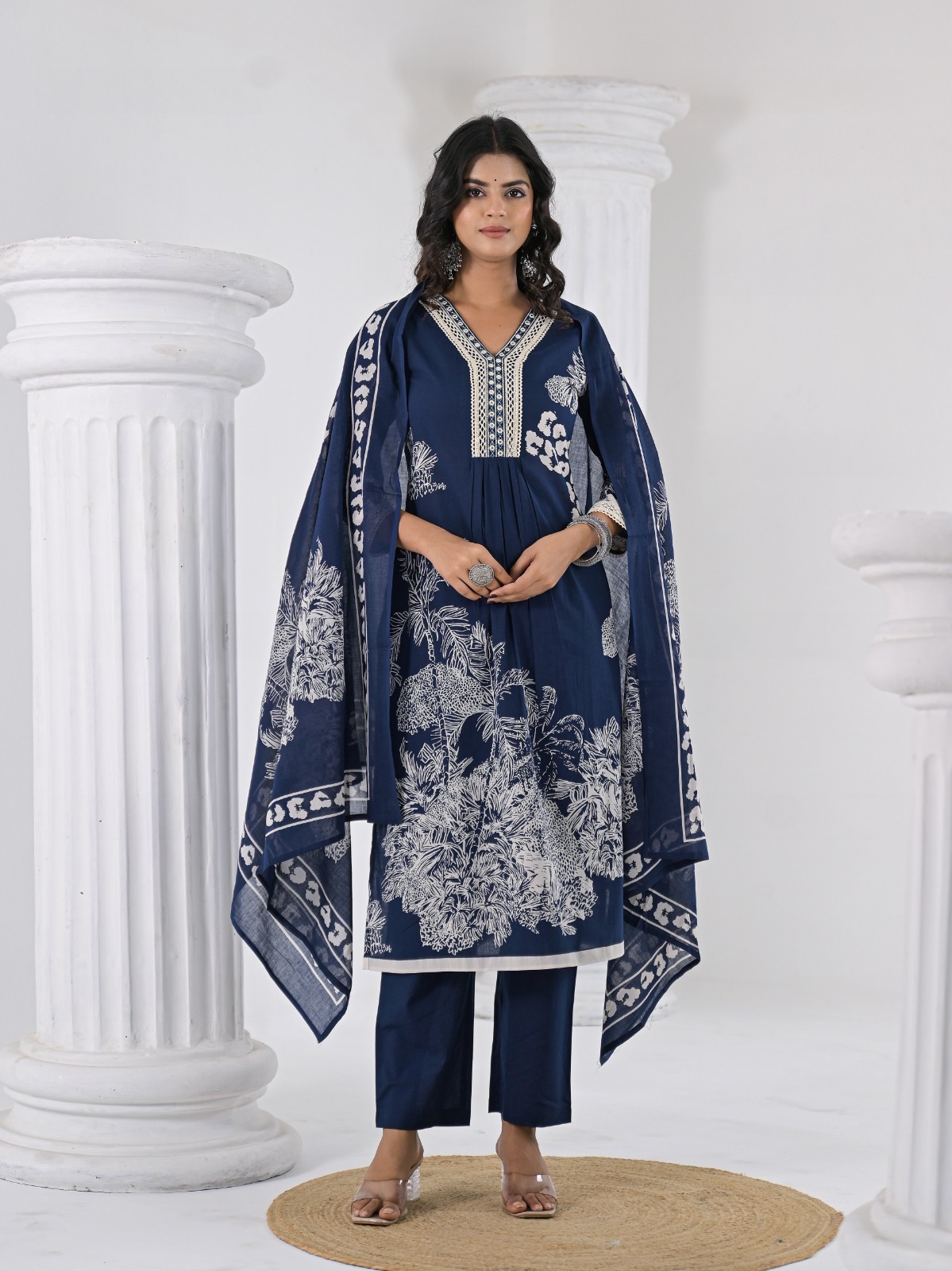 Rani Pink Printed Kurti Pant Dupatta Set - Image 7