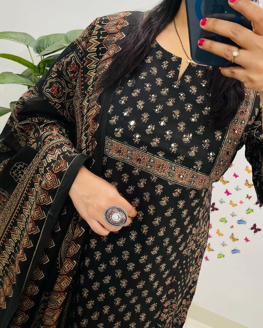 Cotton Black Printed 3Pcs Suit Set with Dhupatta - Image 2