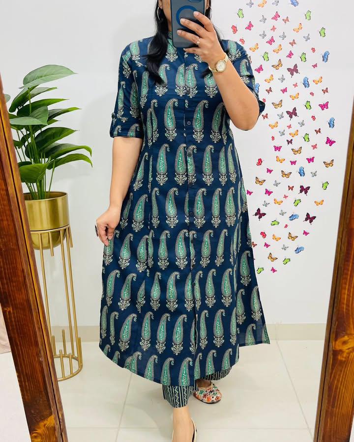 Navy Blue Paisley Printed Kurti Pant Set